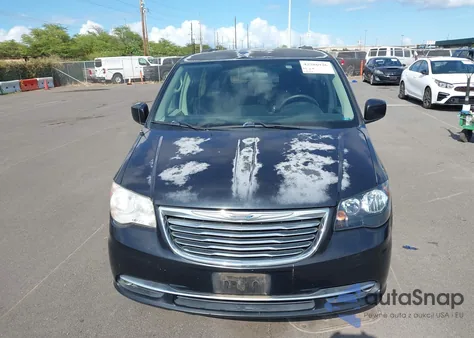 2011 Chrysler Town & Country Touring из США, поврежденный, VIN 2A4RR5DG1BR623552